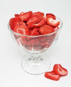 512_Erdbeerscheiben gefriergetrocknete Erdbeeren low carb Snack