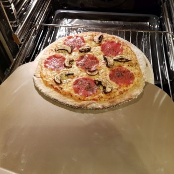 Rezept Steinofenpizza low carb glutenfrei Pizza vom Stein selbstgemacht mit Bambusfaser 42