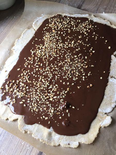 Rezept Schokoladen Nuss Hörnchen lowcarb glutenfrei - Dr. Almond ...