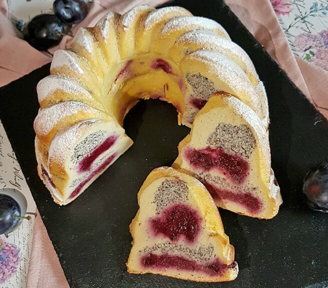 Rezept Rahm Mohn Zwetschgen-Pflaumen Gugelhupf lowcarb glutenfrei ...