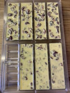 Rezept Quark-Schokoladenriegel mit Früchten und Saaten lowcarb keto