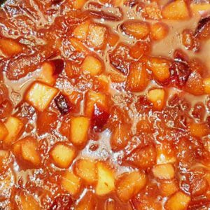 Rezept Kürbis-Zimtschmarrn mit Apfel Pflaumenröster und Vanillisauce lowcarb glutenfrei