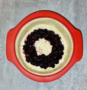 Rezept Hüttenkäse Blaubeer Cheesecake low-carb keto glutenfrei