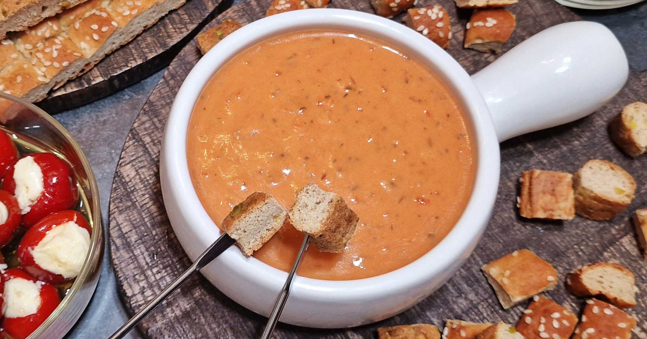 Rezept Tomaten Käse Fondue low-carb keto glutenfrei - Dr. Almond ...