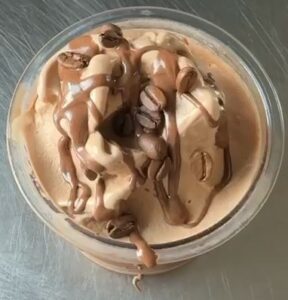 Rezept Kollagen-Chocochino Eiscreme mit der Ninja Creami low-carb keto ohne Zuckerzusatz