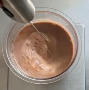 Rezept Kollagen-Chocochino Eiscreme mit der Ninja Creami low-carb keto ohne Zuckerzusatz